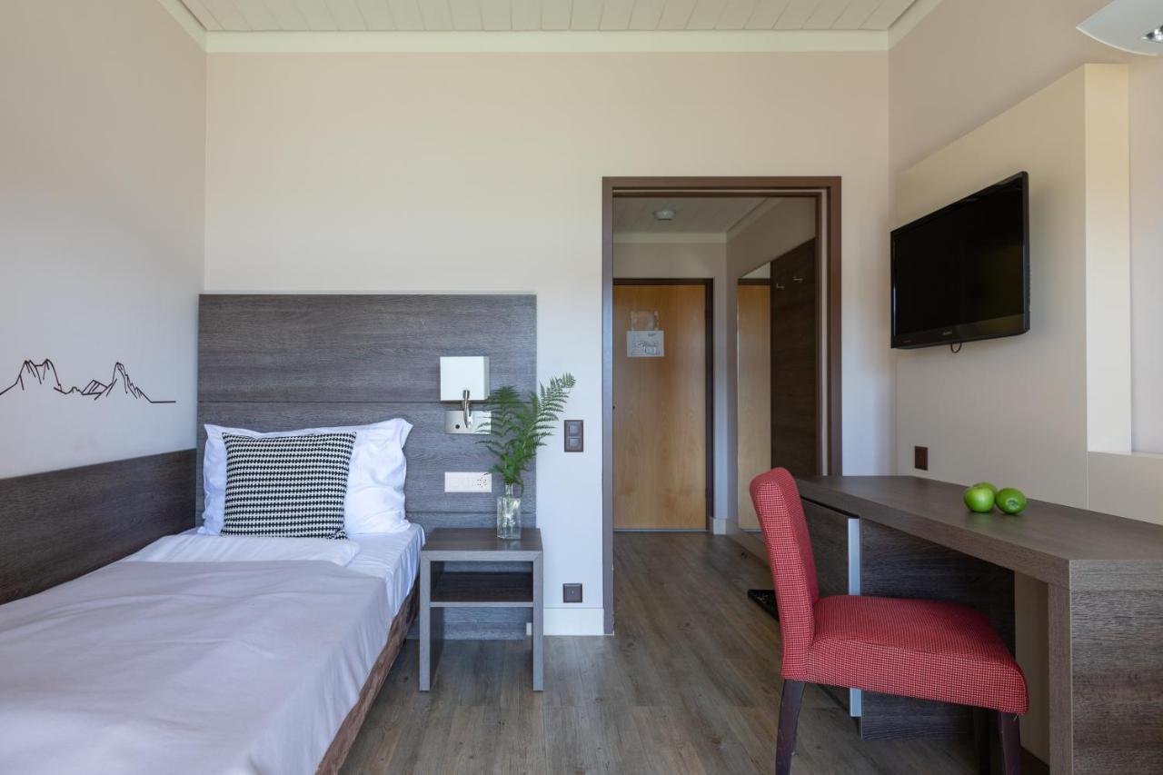 Budget Rooms Gstaad Schönried Buitenkant foto